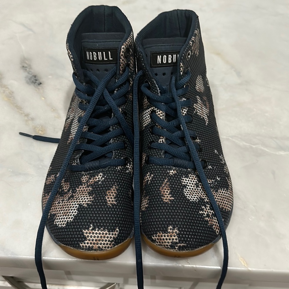 NOBULL Project Dark Foral Hightop Trainers size 7